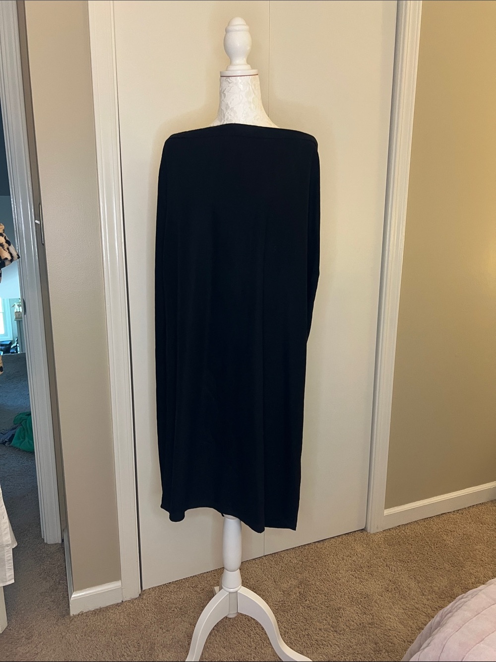 Old Navy Black Maxi Skirt - Straight Fit